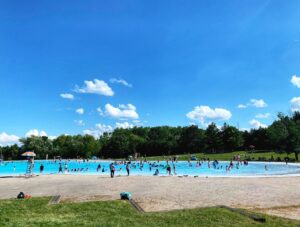 The pool at Bronte Creek is like a huge lake; you can just wade in.